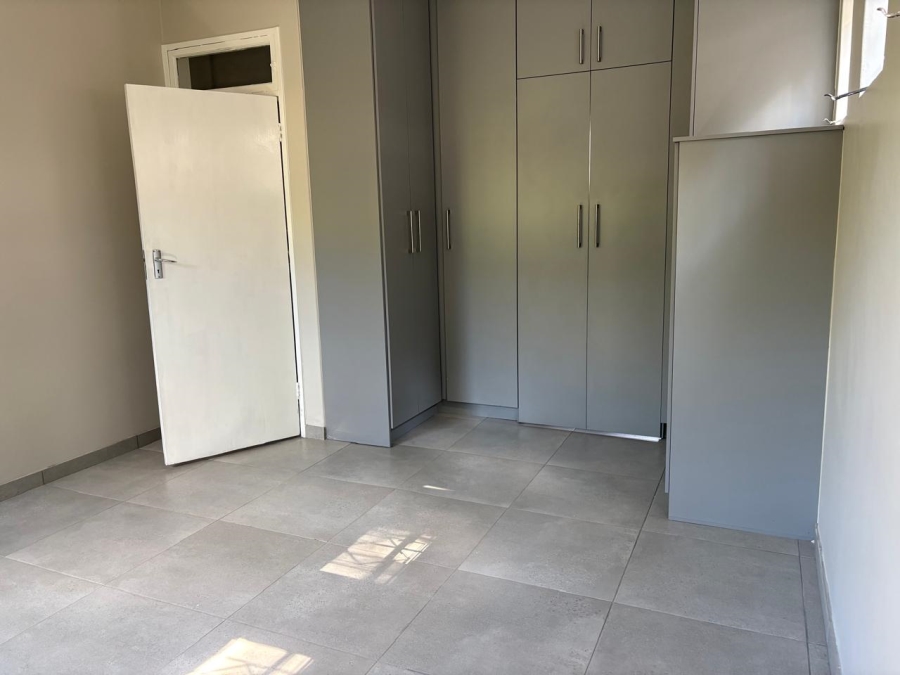 3 Bedroom Property for Sale in Waverley Gauteng