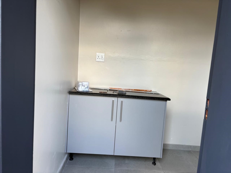 3 Bedroom Property for Sale in Waverley Gauteng