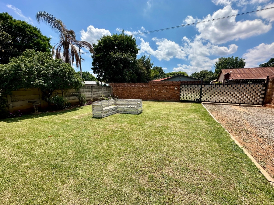 3 Bedroom Property for Sale in Villieria Gauteng