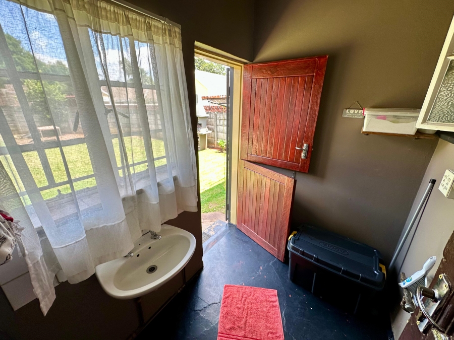 3 Bedroom Property for Sale in Villieria Gauteng