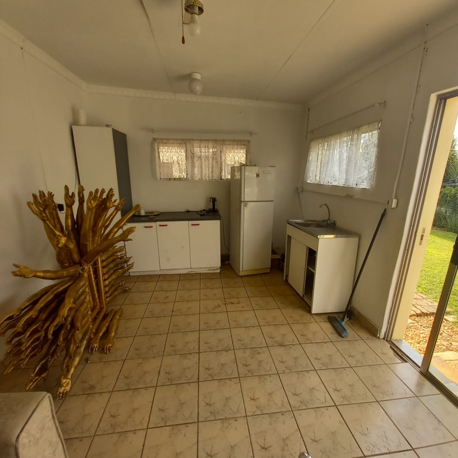 To Let 1 Bedroom Property for Rent in Rietfontein Gauteng
