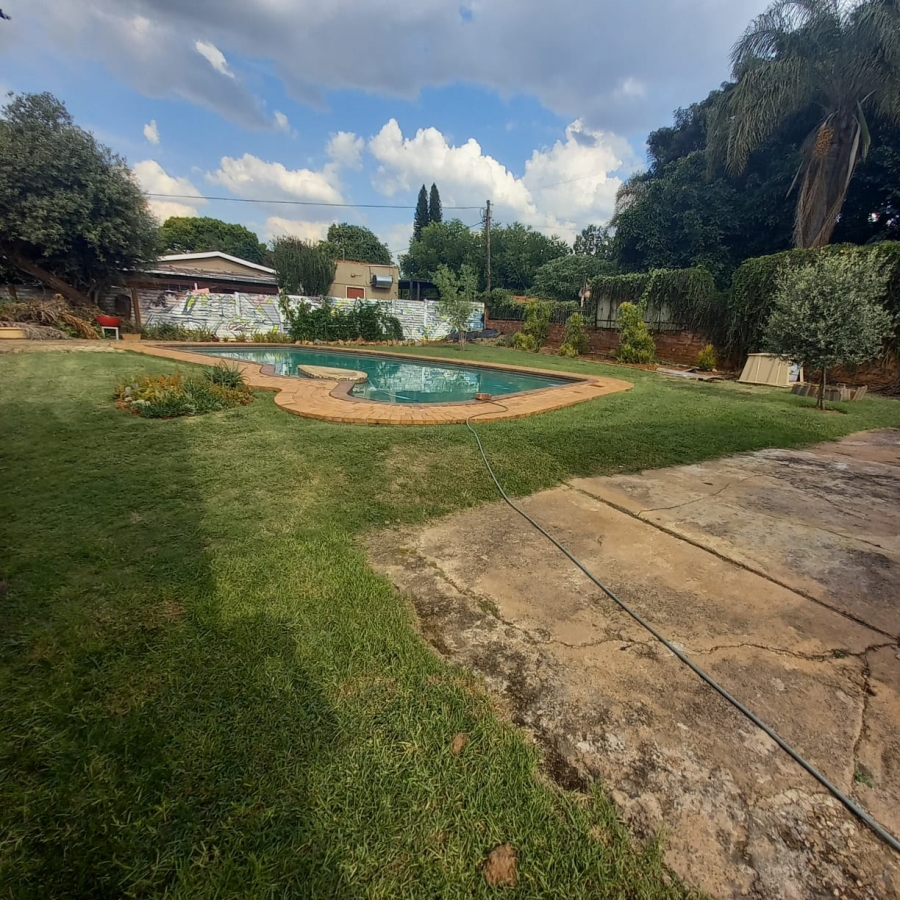 To Let 1 Bedroom Property for Rent in Rietfontein Gauteng