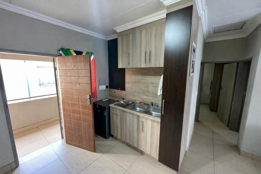 2 Bedroom Property for Sale in Moregloed Gauteng