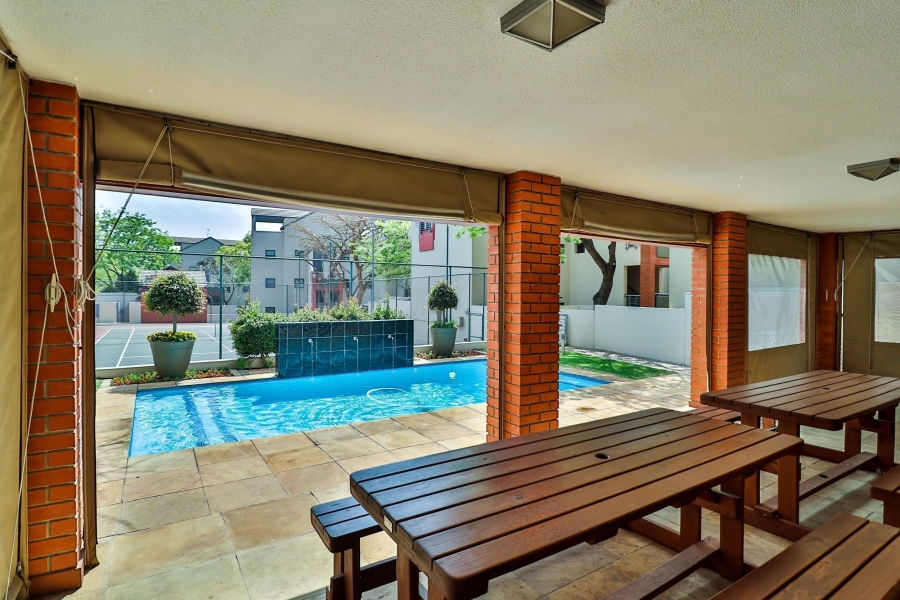 1 Bedroom Property for Sale in Bryanston Gauteng