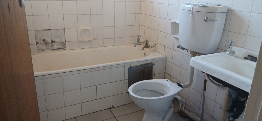 1 Bedroom Property for Sale in Sunnyside Gauteng