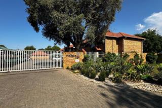 To Let 2 Bedroom Property for Rent in Rietfontein Gauteng