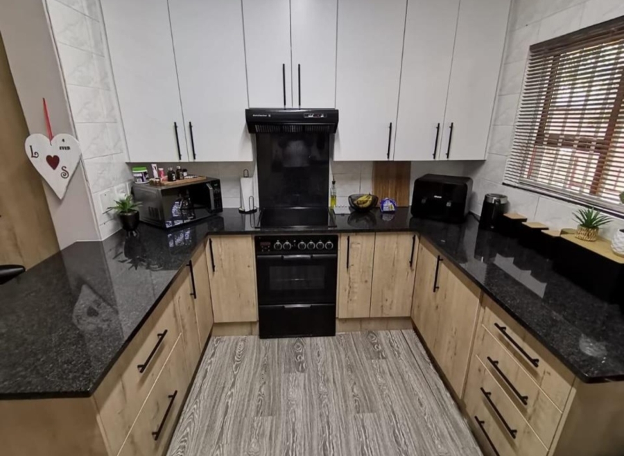 To Let 3 Bedroom Property for Rent in Vanderbijlpark SW 5 Gauteng