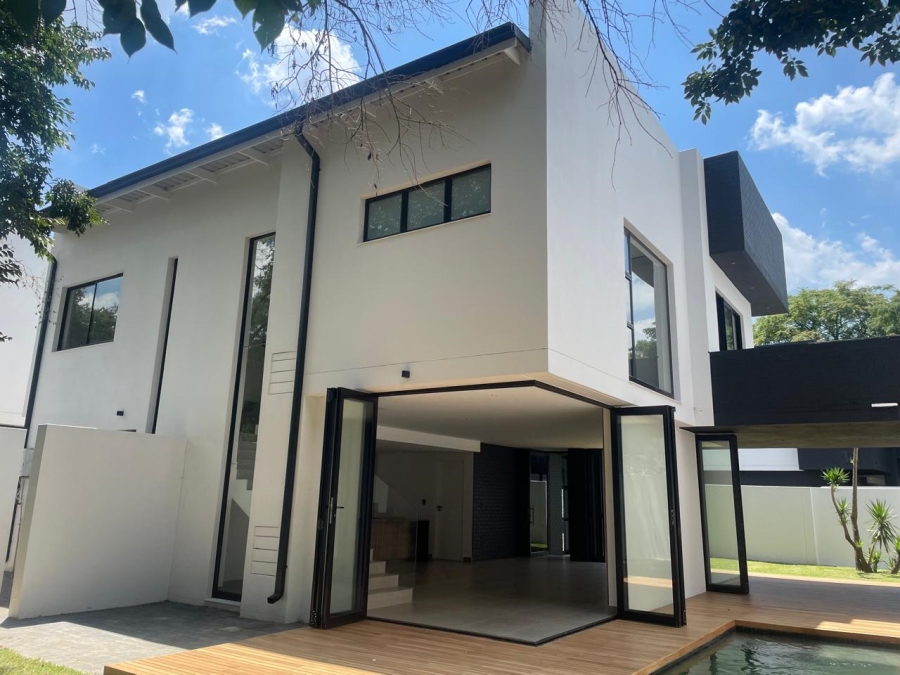 To Let 4 Bedroom Property for Rent in Bryanston Gauteng