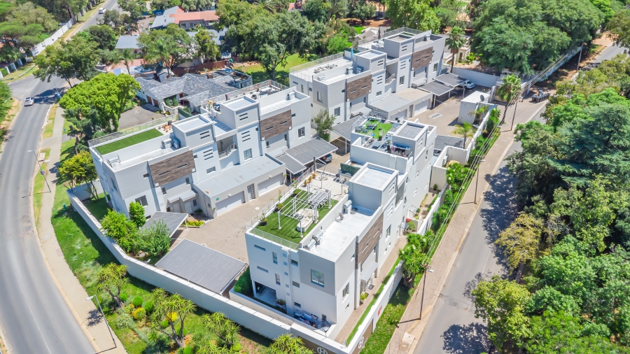 3 Bedroom Property for Sale in Bryanston Gauteng