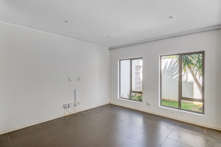 3 Bedroom Property for Sale in Bryanston Gauteng