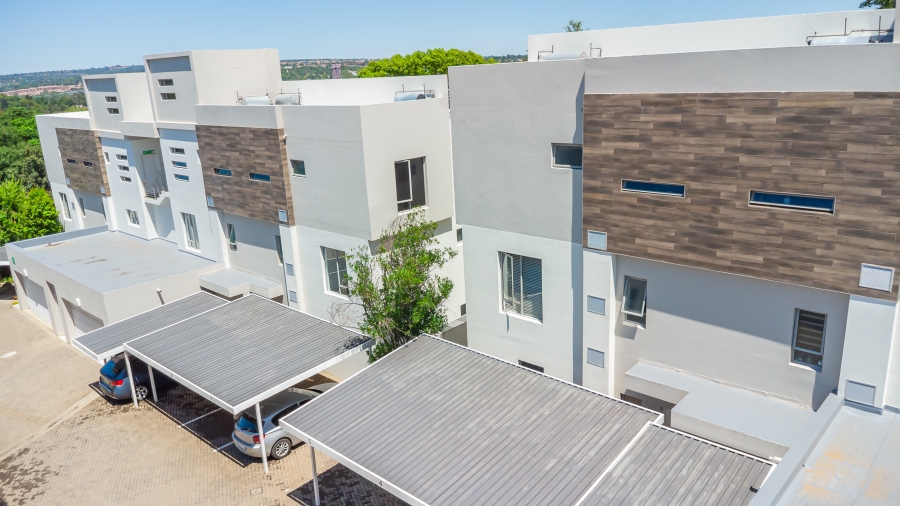 3 Bedroom Property for Sale in Bryanston Gauteng