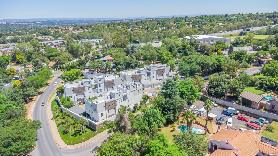 3 Bedroom Property for Sale in Bryanston Gauteng