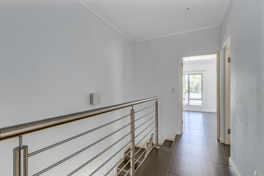 To Let 3 Bedroom Property for Rent in Bryanston Gauteng