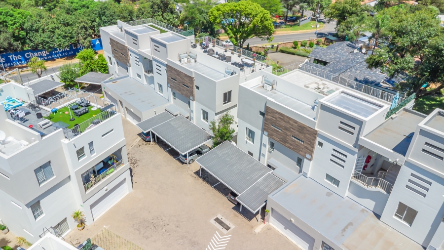 To Let 3 Bedroom Property for Rent in Bryanston Gauteng