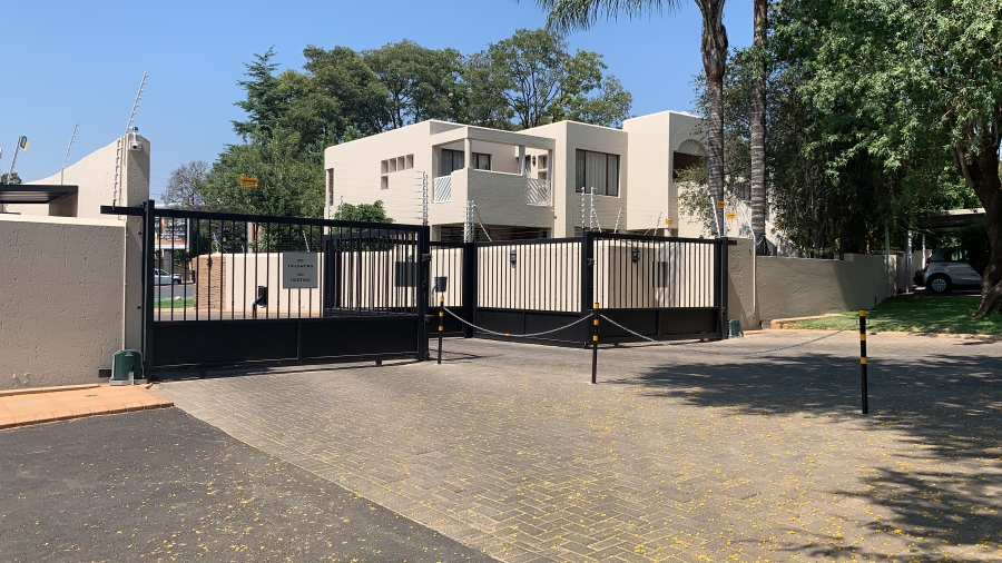 To Let 2 Bedroom Property for Rent in Sandown Gauteng