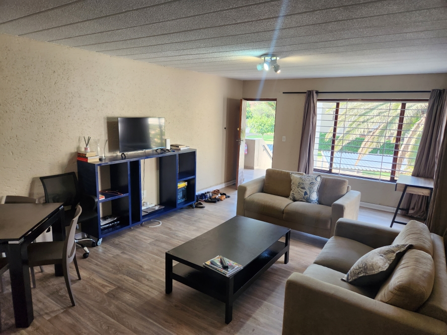 To Let 2 Bedroom Property for Rent in Sandown Gauteng