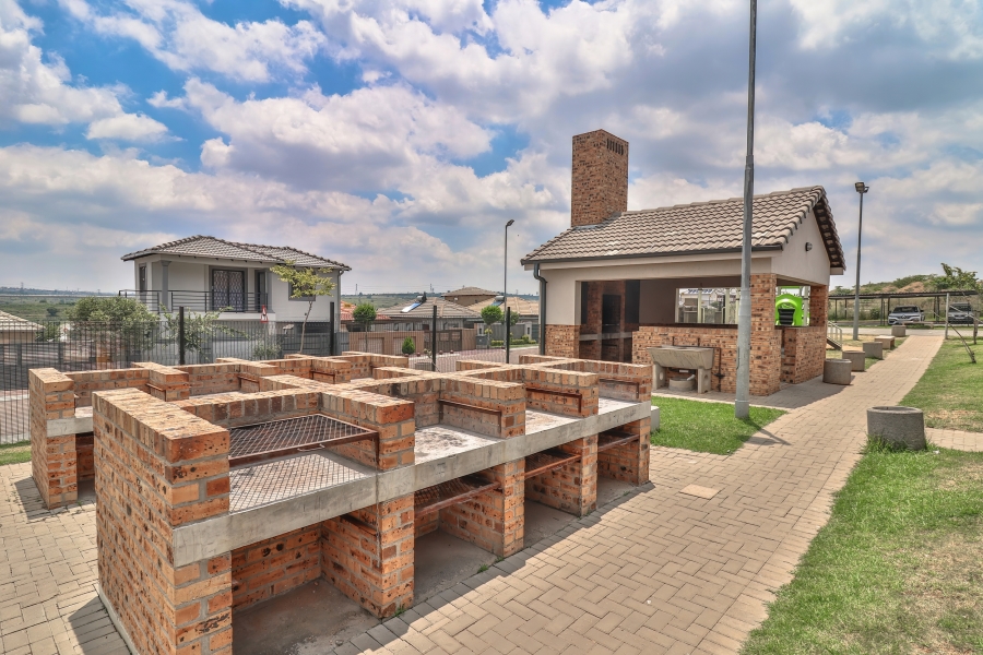 2 Bedroom Property for Sale in Riverside View Gauteng