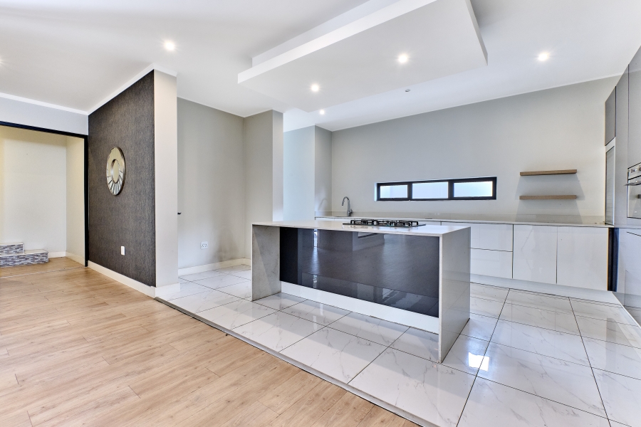 To Let 4 Bedroom Property for Rent in Waterfall Country Village Gauteng