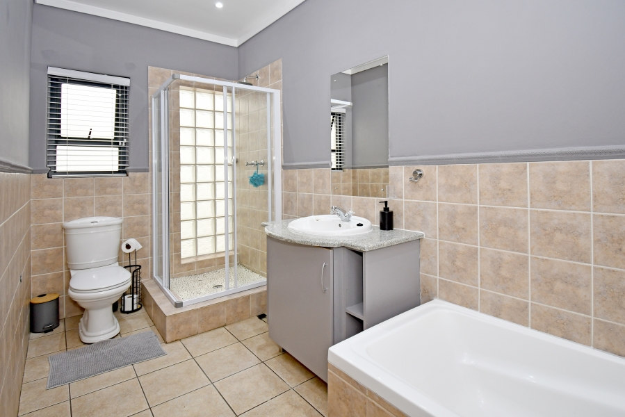 3 Bedroom Property for Sale in Morningside Gauteng