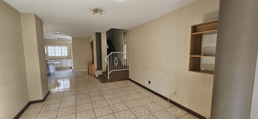 3 Bedroom Property for Sale in New Redruth Gauteng