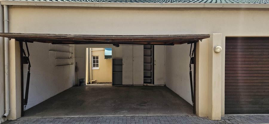 3 Bedroom Property for Sale in New Redruth Gauteng