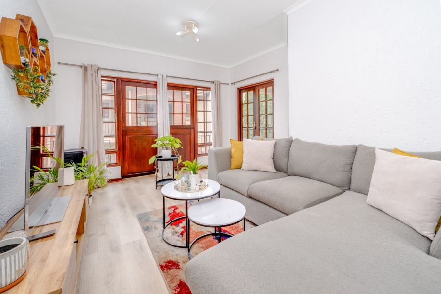 1 Bedroom Property for Sale in Lonehill Gauteng