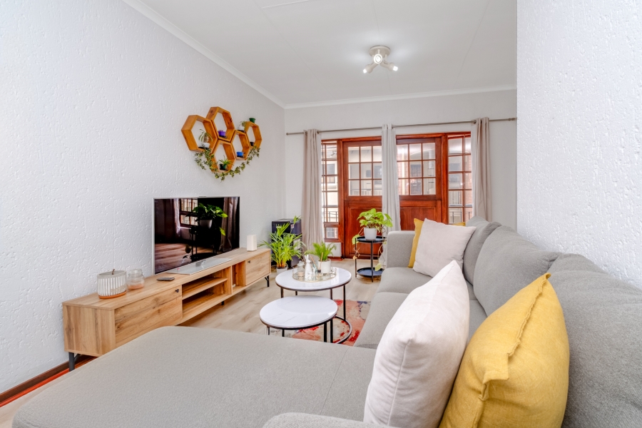 1 Bedroom Property for Sale in Lonehill Gauteng