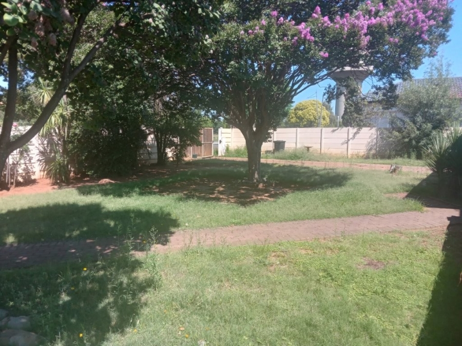 3 Bedroom Property for Sale in Selcourt Gauteng