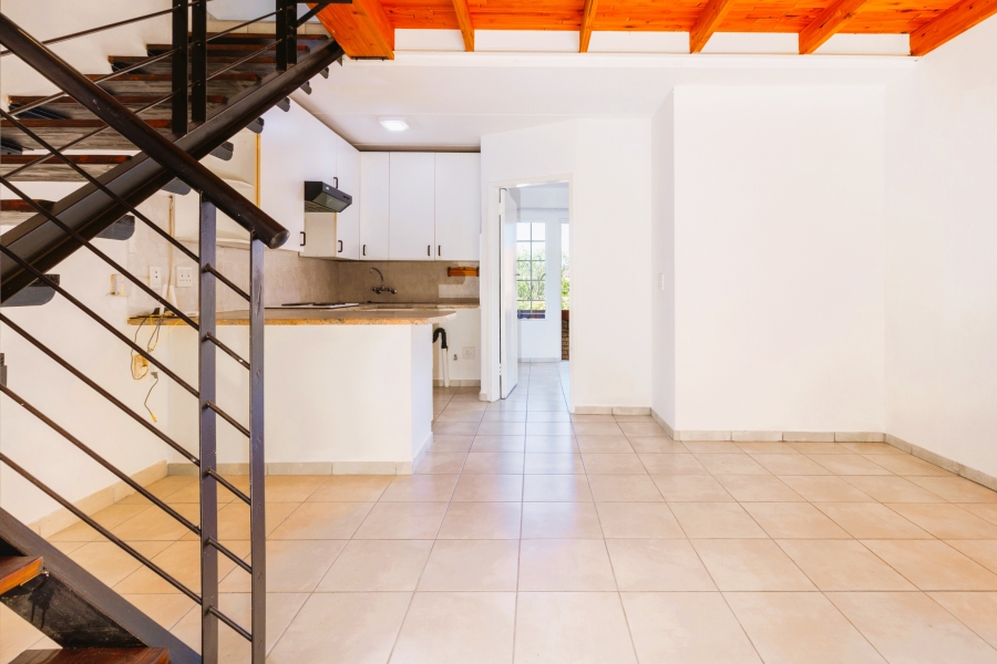 2 Bedroom Property for Sale in Wilgeheuwel Gauteng