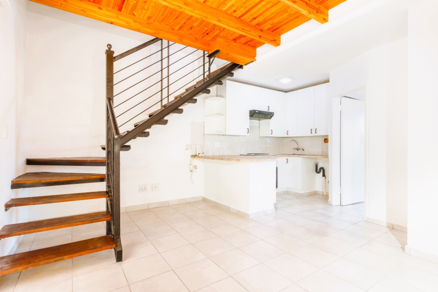 2 Bedroom Property for Sale in Wilgeheuwel Gauteng