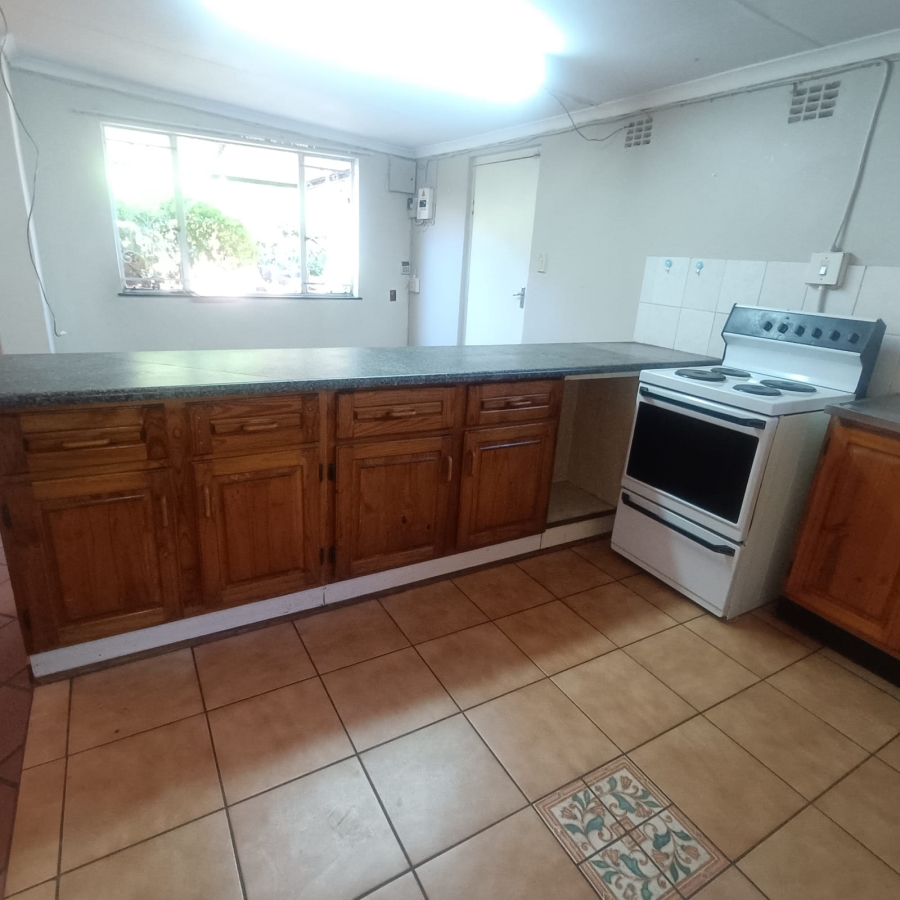 To Let 1 Bedroom Property for Rent in Franklin Roosevelt Park Gauteng