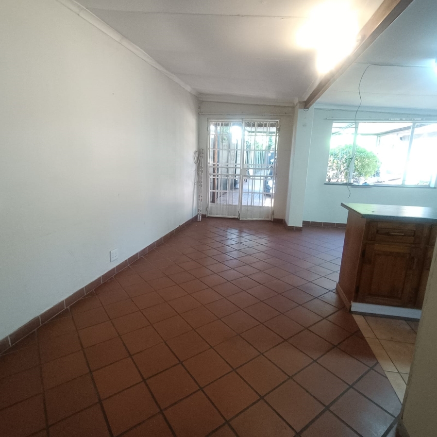 To Let 1 Bedroom Property for Rent in Franklin Roosevelt Park Gauteng