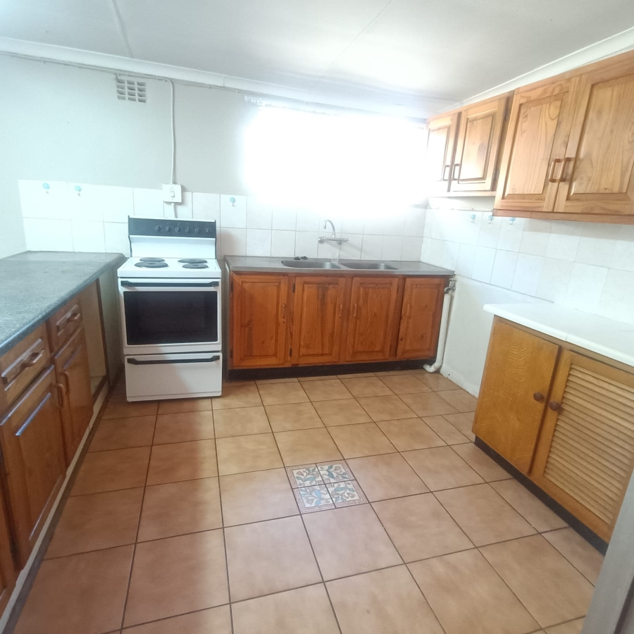 To Let 1 Bedroom Property for Rent in Franklin Roosevelt Park Gauteng