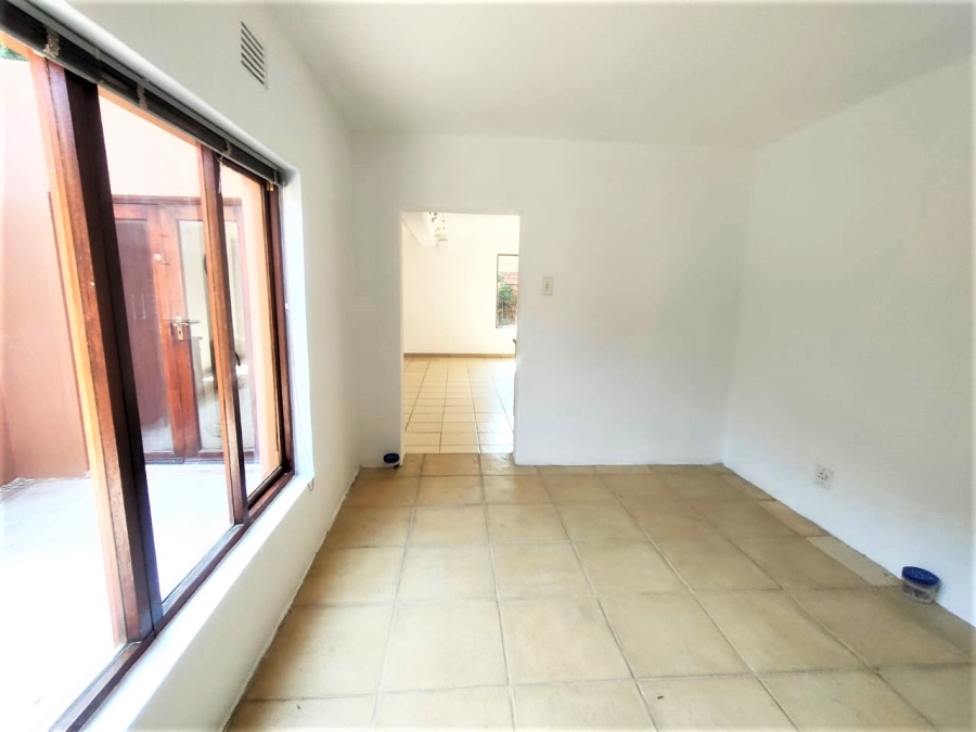 To Let 1 Bedroom Property for Rent in Greenside Gauteng