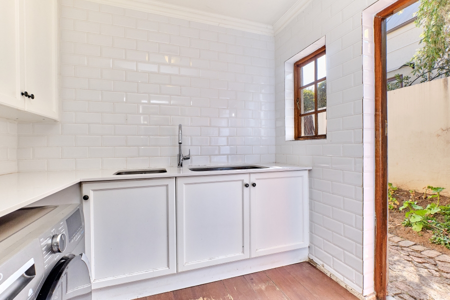 To Let 5 Bedroom Property for Rent in Kyalami Estates Gauteng