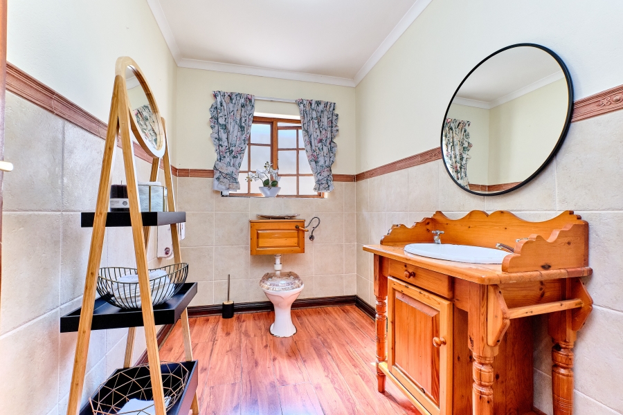 To Let 5 Bedroom Property for Rent in Kyalami Estates Gauteng