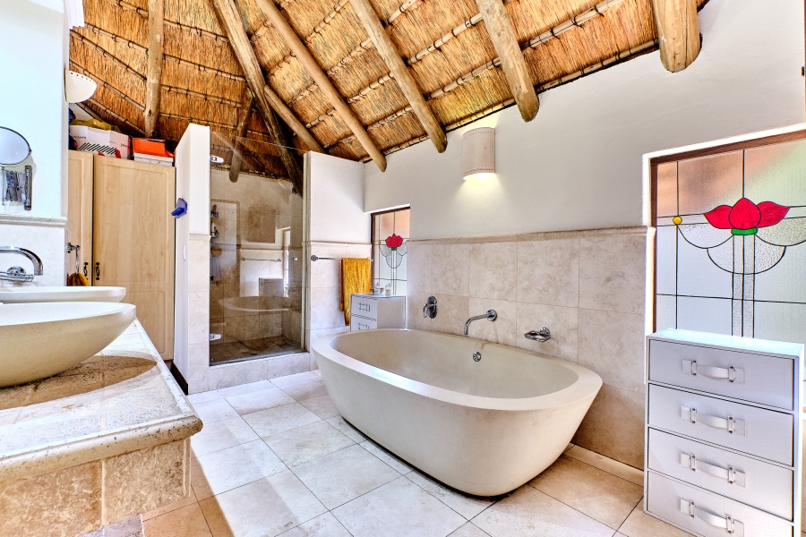 To Let 5 Bedroom Property for Rent in Kyalami Estates Gauteng