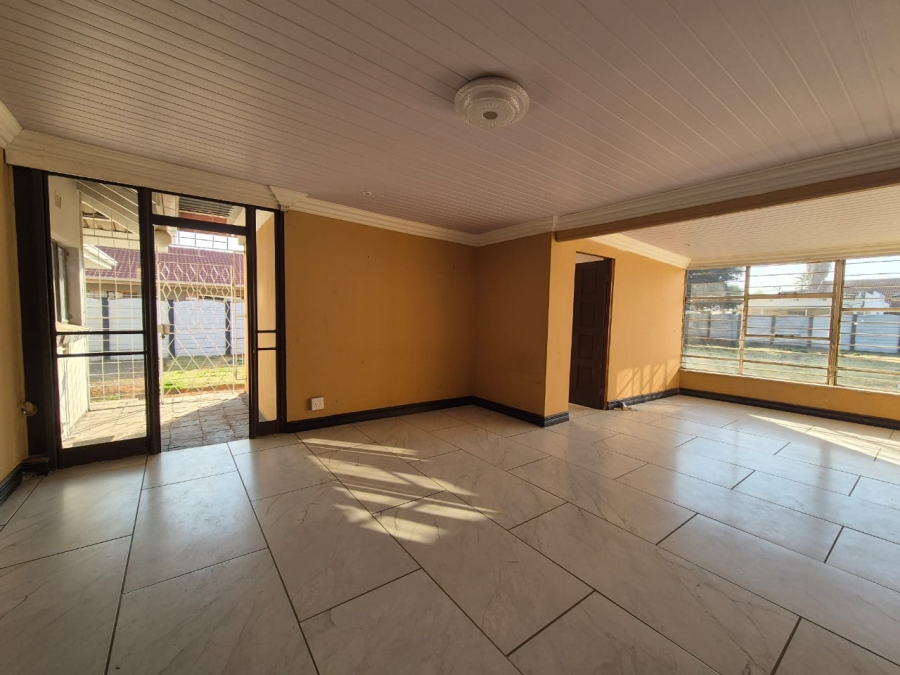 4 Bedroom Property for Sale in Three Rivers Gauteng