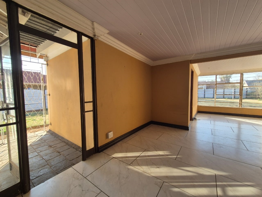 4 Bedroom Property for Sale in Three Rivers Gauteng