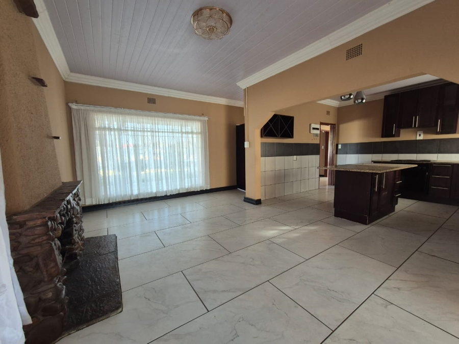 4 Bedroom Property for Sale in Three Rivers Gauteng