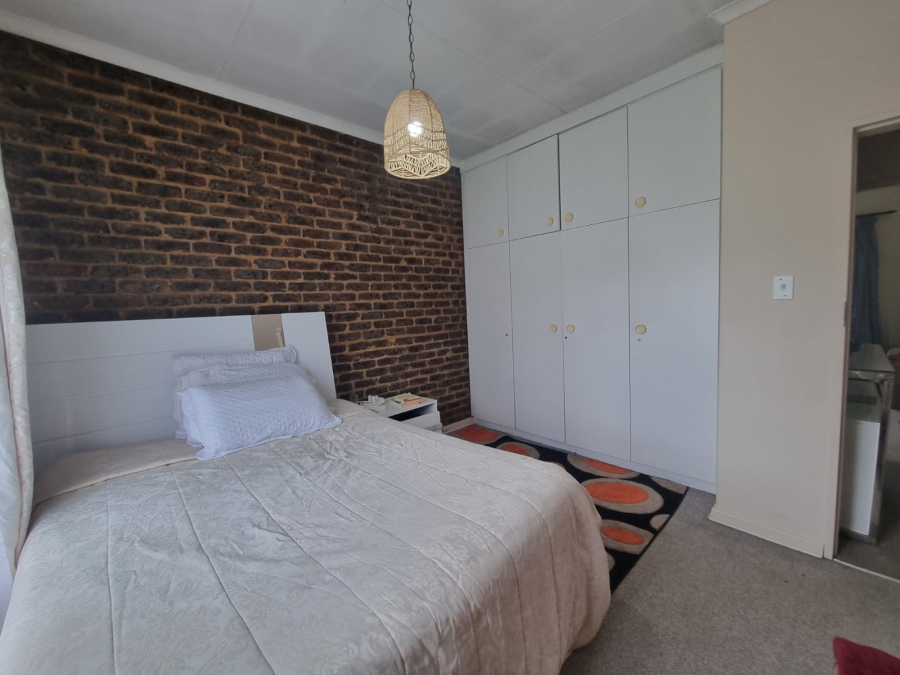 4 Bedroom Property for Sale in Meyerton Central Gauteng