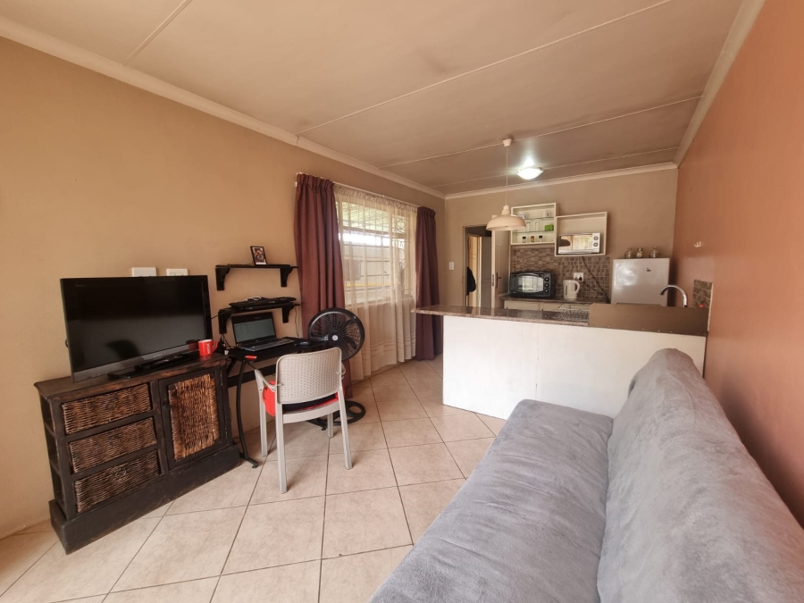 4 Bedroom Property for Sale in Meyerton Central Gauteng