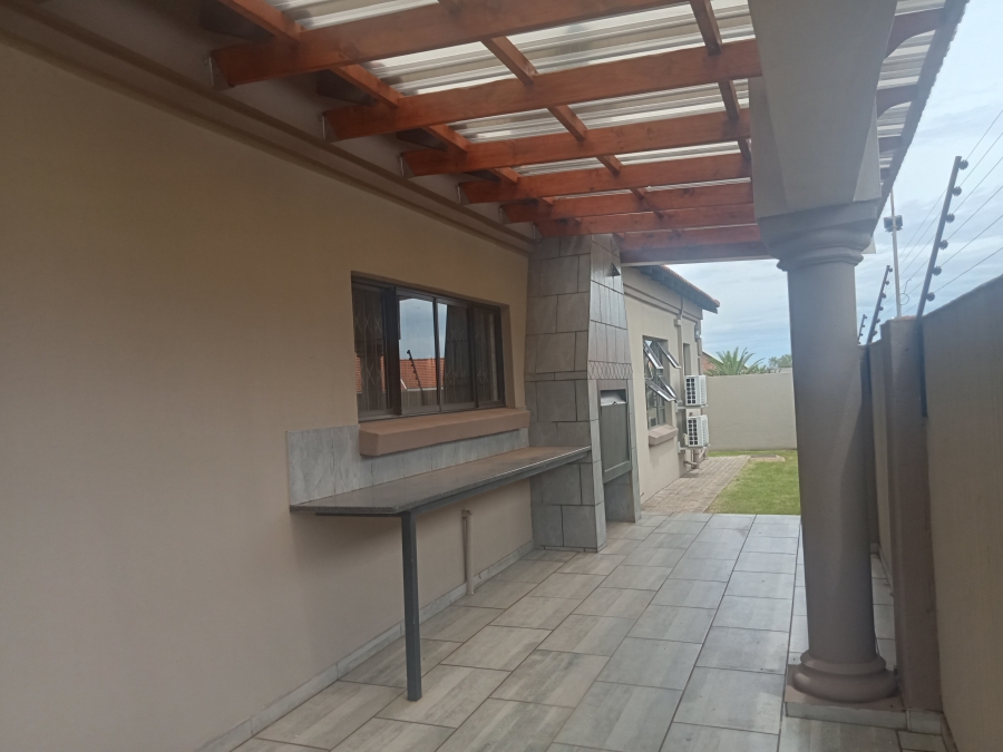 3 Bedroom Property for Sale in Riversdale Gauteng
