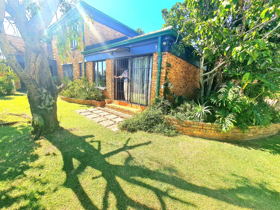5 Bedroom Property for Sale in Horison Gauteng