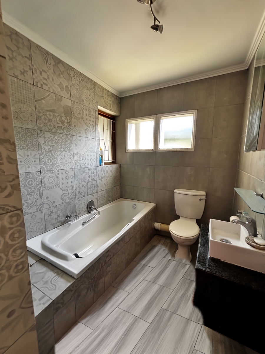 To Let 2 Bedroom Property for Rent in Morningside Gauteng