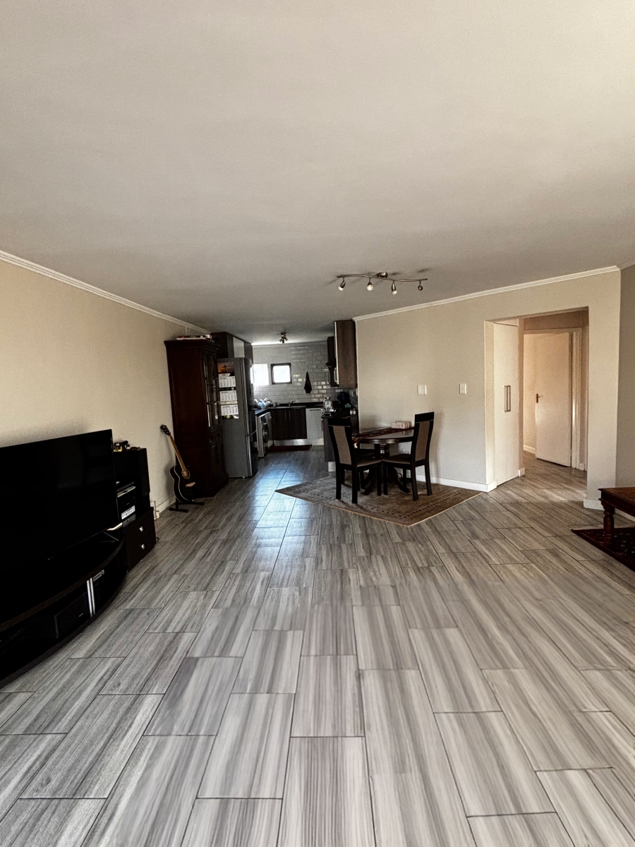 To Let 2 Bedroom Property for Rent in Morningside Gauteng