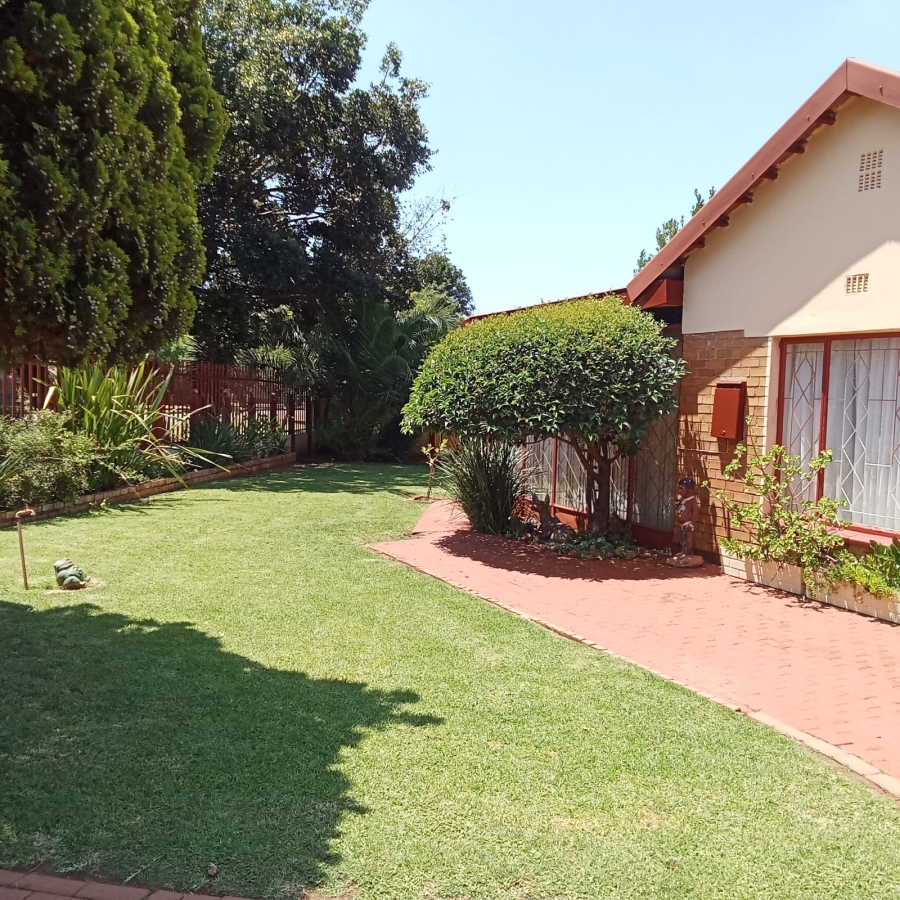 3 Bedroom Property for Sale in Edelweiss Gauteng
