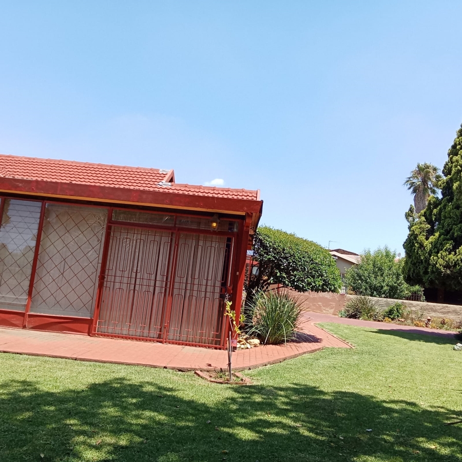 3 Bedroom Property for Sale in Edelweiss Gauteng