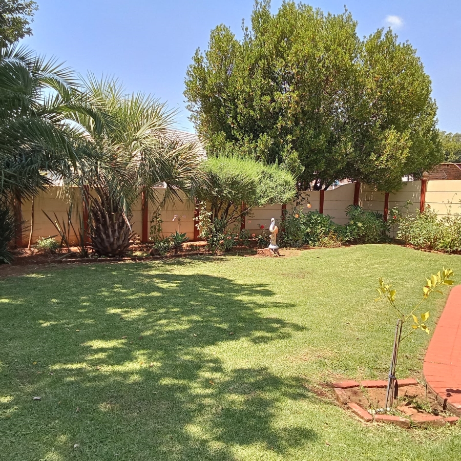 3 Bedroom Property for Sale in Edelweiss Gauteng