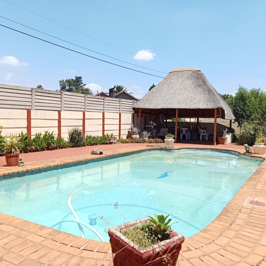 3 Bedroom Property for Sale in Edelweiss Gauteng
